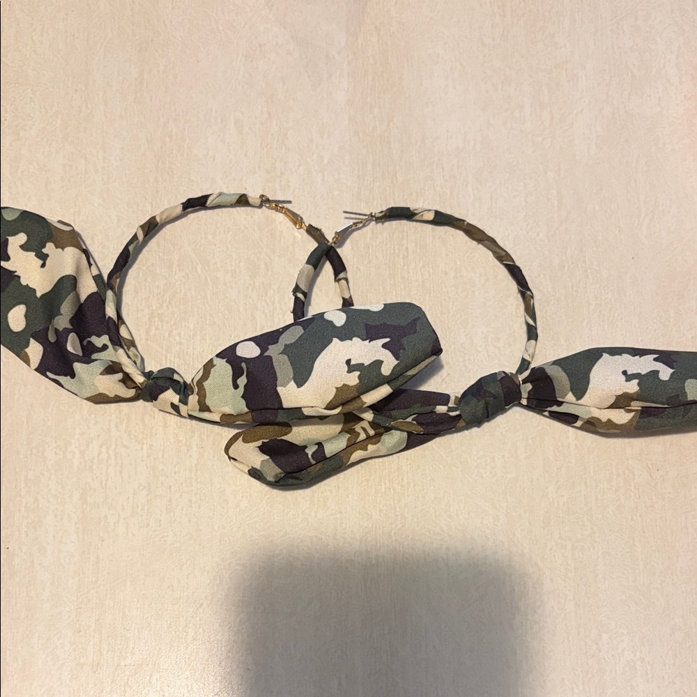 Camouflage Patterned Hair Ties